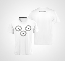 Load image into Gallery viewer, Chrono In Action (Daytona) Unisex Tee Blanc