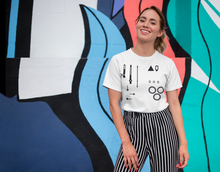 Load image into Gallery viewer, Parts of the machine (Daytona) Unisex Tee Blanc
